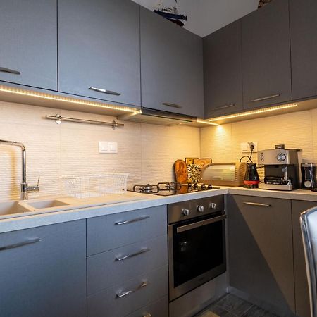 Ferienwohnung Seaside Flat With Hydromassage Mochlos Exterior foto