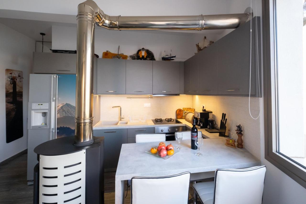 Ferienwohnung Seaside Flat With Hydromassage Mochlos Exterior foto